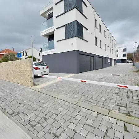 Apartment Ana Diklo